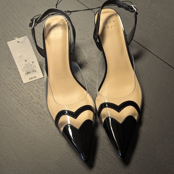 a new day Shoes - A New Day Black and Cream Pointed Heels